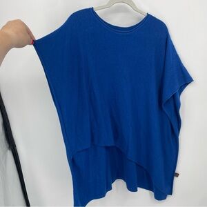 Made in Nepal Cashmere Poncho blue. O/S